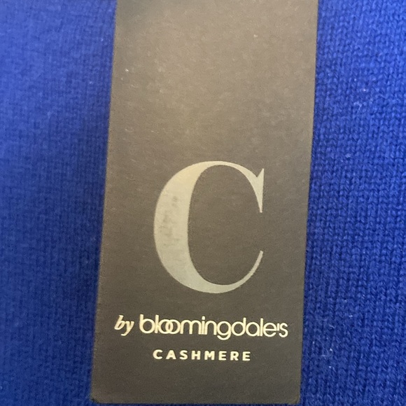 100% cashmere top royal blue Bloomingdale’s - Picture 6 of 10